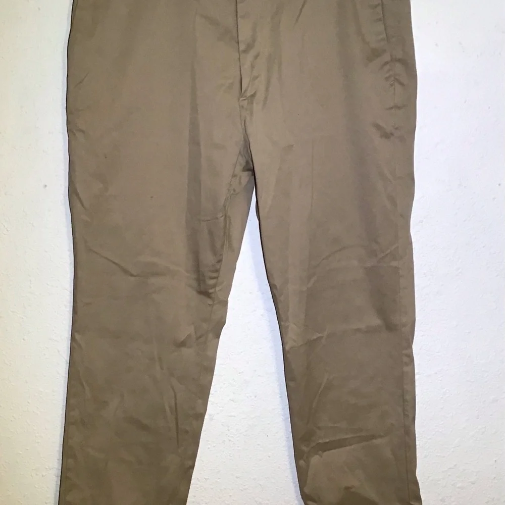 Banana Republic Rapid movement chino khaki pants size 38